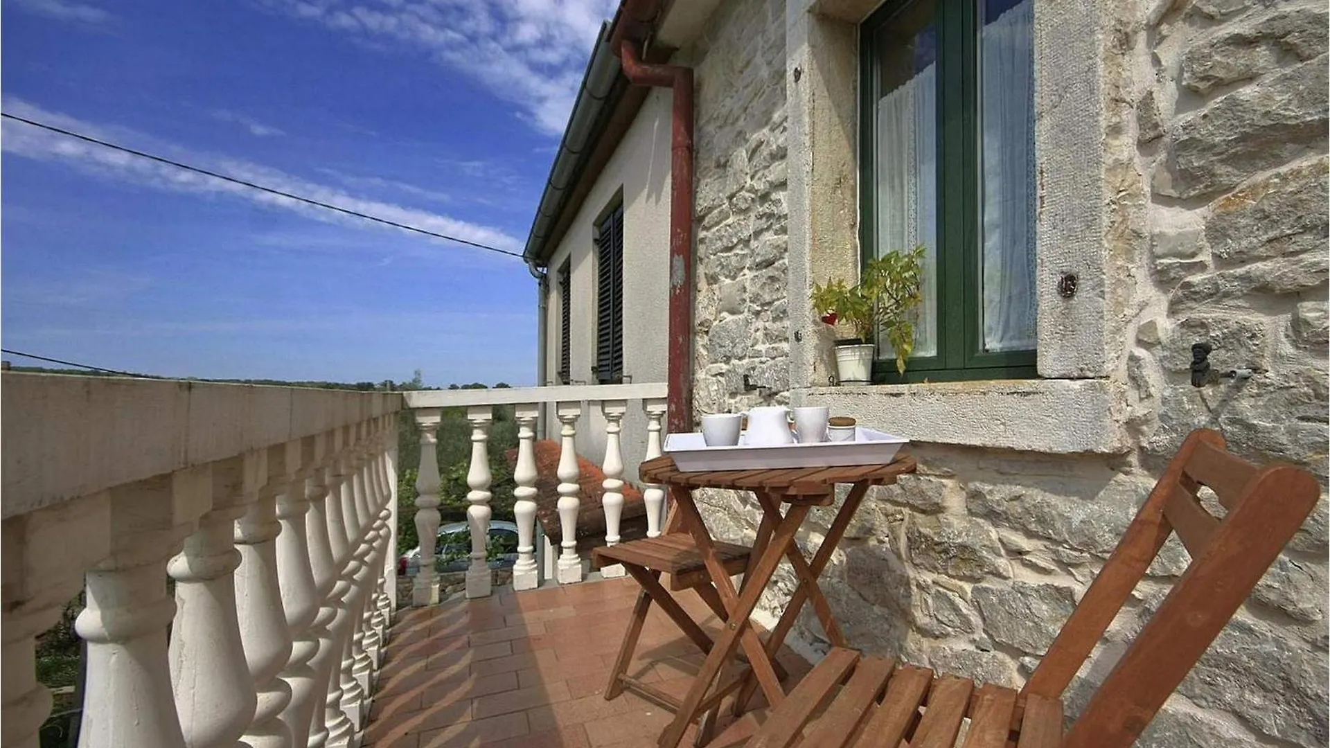 House Ester Umag